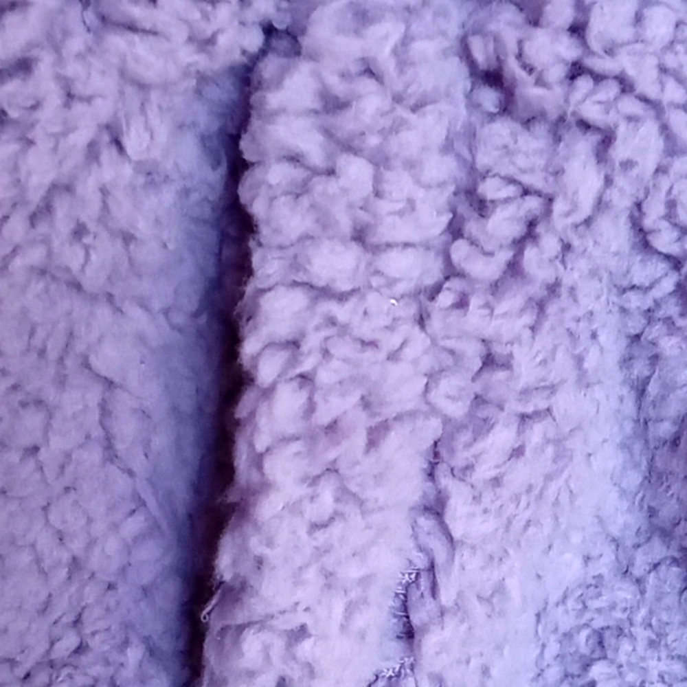 NWT  PURPLE YOUTH HALF ZIP SHERPA BY MONDETTA.  SIZE MEDIUM (10-12). - Picture 4 of 11